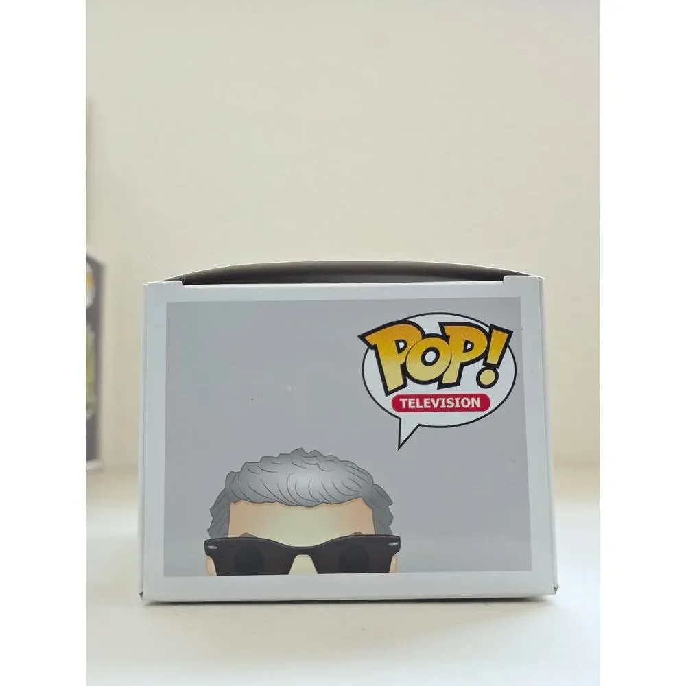 Funko POP! Television Doctor Who 12th Doctor #357 Vinyl Figure w/ protector box - Picture 5 of 6